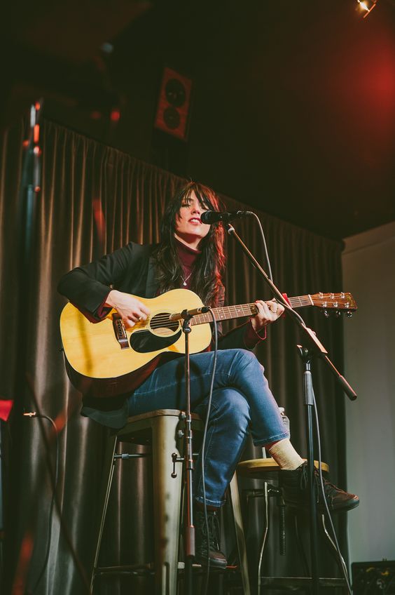 Acoustic Session with Sarah